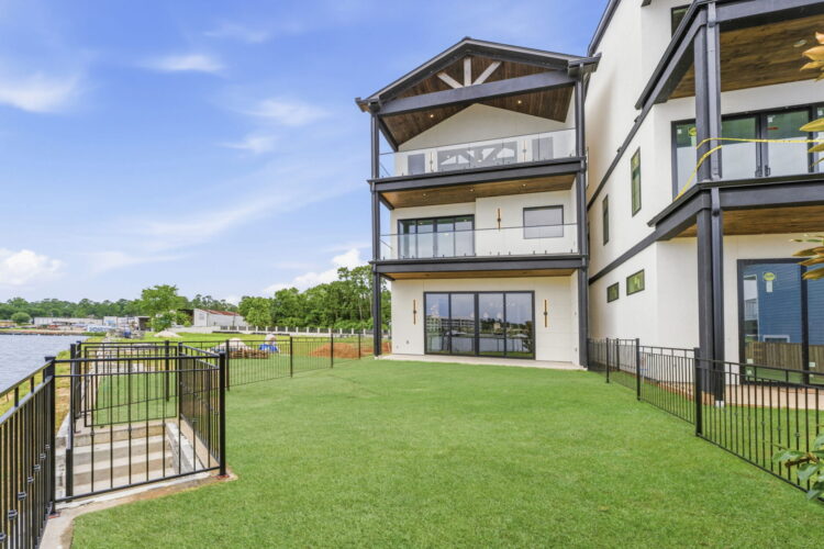 Marina Court- Lake Conroe
